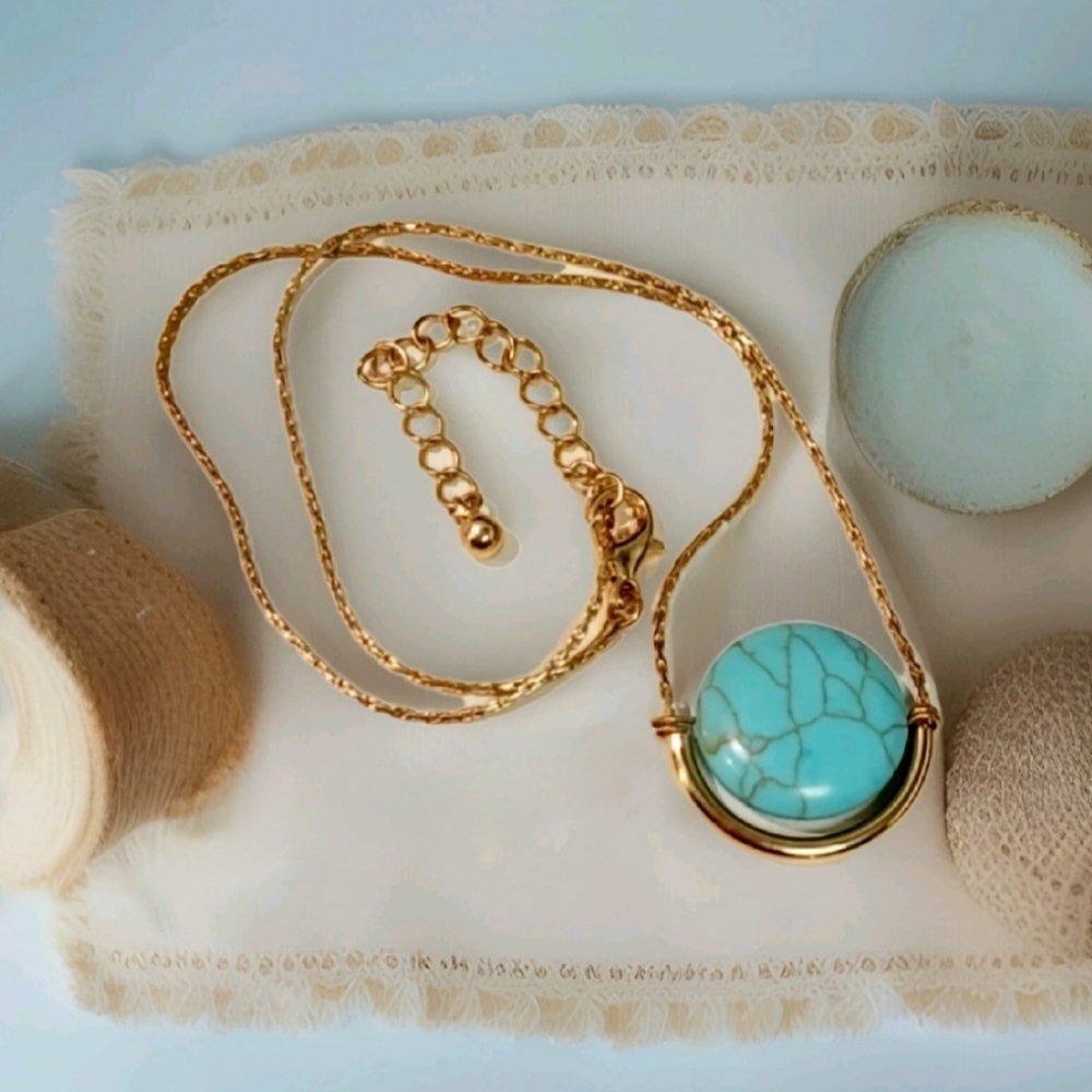 Vintage Artisan Boho Slinky Round Turquoise Rotating Stone Gold Necklace